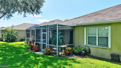 This 1632 sq ft TURNKEY 2 bedroom, 2 bath twin villa has all the - photo 29