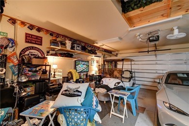 This 1632 sq ft TURNKEY 2 bedroom, 2 bath twin villa has all the - photo 34