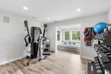 Welcome to an extraordinary custom-built estate where luxury - photo 38