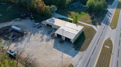 Lake Shelbyville Commercial For Sale in Shelbyville Illinois