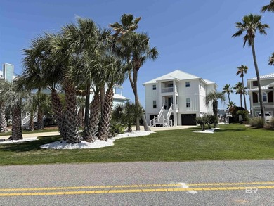 This custom waterfront home is located in the most convenient - photo 3