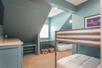 This exquisite 5-bedroom, 4 and half-bathroom residence offers - photo 27