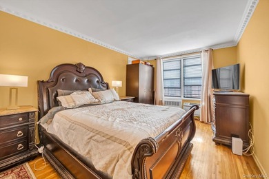 Welcome to your new home in the heart of Forest Hills. This MINT - photo 10
