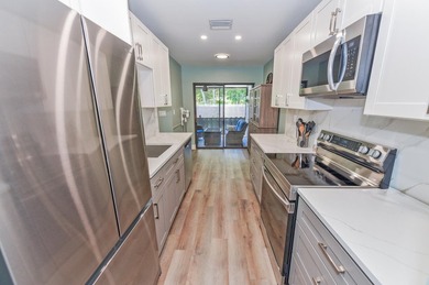 Experience modern luxury and a resort-style lifestyle in this - photo 20