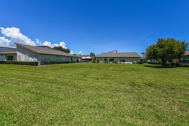 Experience modern luxury and a resort-style lifestyle in this - photo 30