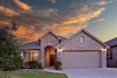 Lake Lewisville Home For Sale in Aubrey Texas