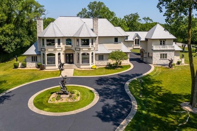 (private lake, pond, creek) Home For Sale in Lake Forest Illinois