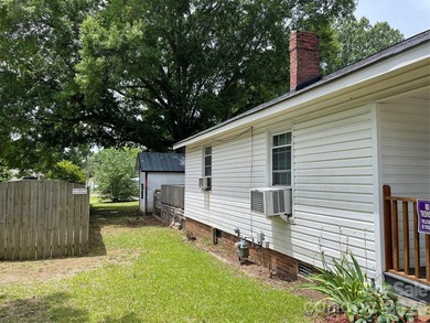 Charming, corner lot home with back deck and fenced back yard - photo 3