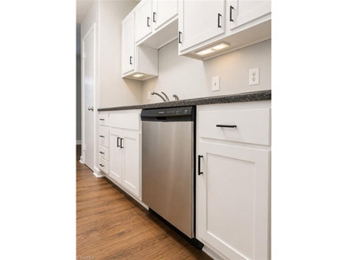 Investor Special! This 2-bedroom, 1-bath condo is ideally - photo 2