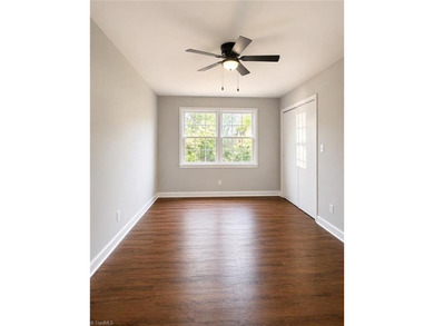 Investor Special! This 2-bedroom, 1-bath condo is ideally - photo 6