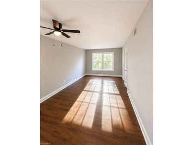 Investor Special! This 2-bedroom, 1-bath condo is ideally - photo 8