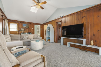METICULOUS & FURNISHED! - photo 15