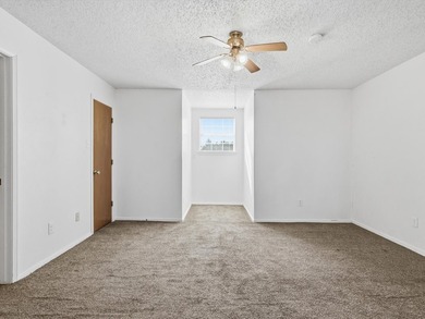 Prime investment opportunity in Kemp,TX! This 12-unit apartment - photo 18