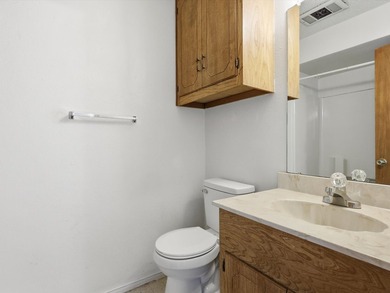 Prime investment opportunity in Kemp,TX! This 12-unit apartment - photo 19