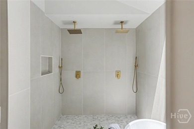 Beautifully reimagined and move-in ready, this updated 3-bedroom - photo 20