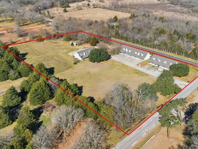 Prime investment opportunity in Kemp,TX! This 12-unit apartment - photo 27
