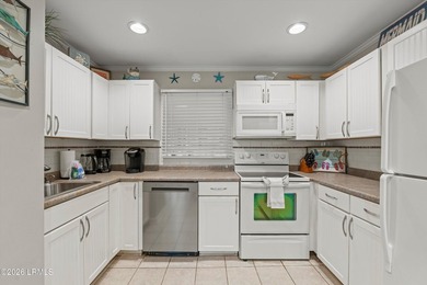 Welcome to your turnkey coastal escape! This beautifully updated - photo 4