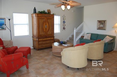 BACK ON THE MARKET! NEW PRICE $824,900. Home Warranty! Lovely - photo 6