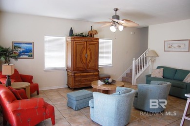BACK ON THE MARKET! NEW PRICE $824,900. Home Warranty! Lovely - photo 7