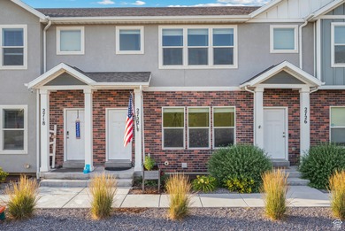 Utah Lake Townhome/Townhouse For Sale in Eagle Mountain Utah