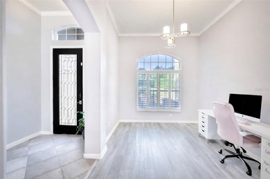 One or more photo(s) has been virtually staged. Spectacular