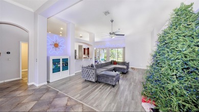 One or more photo(s) has been virtually staged. Spectacular