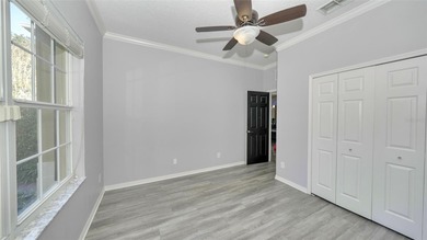 One or more photo(s) has been virtually staged. Spectacular