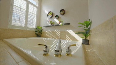 One or more photo(s) has been virtually staged. Spectacular