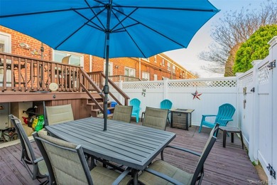 Welcome To This Turn Key 3 Bed 1.5 Bath Townhome With A Full - photo 25