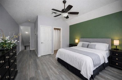 One or more photo(s) has been virtually staged. Spectacular