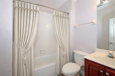 One or more photo(s) has been virtually staged. Spectacular