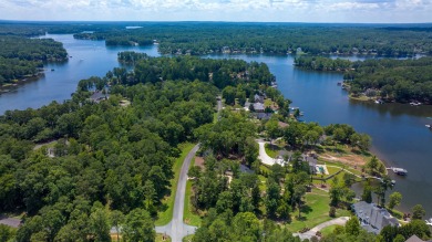 Want to build your home with Lakefront Views from every room?