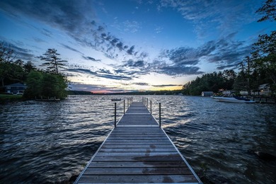 A truly rare offering on the shores of Winter Harbor, this - photo 4