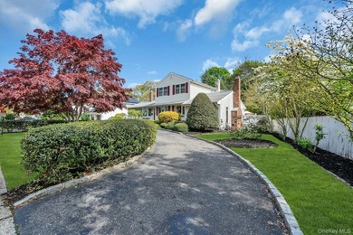 This lovely, immaculate expanded ranch in Country Village - photo 2