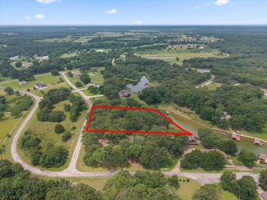 Your own piece of paradise! 1.806 acres of heavily treed - photo 8