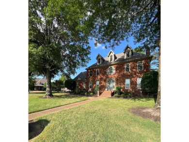 Lake Home For Sale in Collierville, Tennessee
