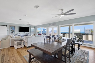 Welcome to paradise! Expansive custom ranch home with a walk-out - photo 7