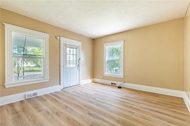 Another Rockin' Rochester Property! This 3/3 side by side duplex - photo 7