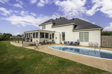 Welcome home to this beautifully designed 4-bedroom, 2.5-bath - photo 34