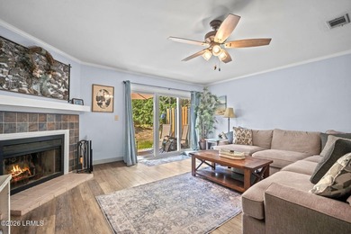 Location, location, location! Just five minutes from Parris - photo 3