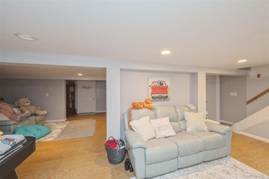 Turnkey 3-bedroom, 2-bathroom ranch-style home with 1-car garage - photo 17