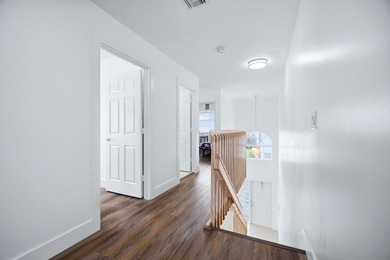 Beautiful 4-bedroom, 2-bathroom two-story home with 2,634 SqFt - photo 27
