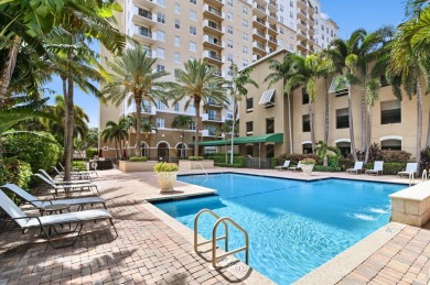 (private lake, pond, creek) Condo For Sale in West Palm Beach Florida