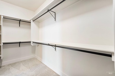 Thoughtfully designed single-level floor plan offers 3 bedrooms - photo 26