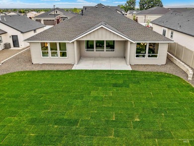 Thoughtfully designed single-level floor plan offers 3 bedrooms - photo 44