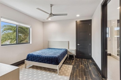 New Price - Now Offered at $4,445,000. An exceptional - photo 48