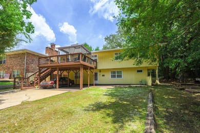 SHOWINGS BY APPOINTMENT ONLY. Discover a rare opportunity in the - photo 5