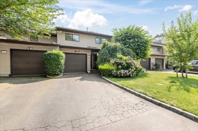 Lake Condo For Sale in Melville, New York