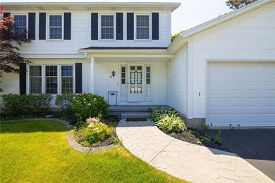 Welcome to this beautifully maintained 3-bedroom, 1.5-bath - photo 3