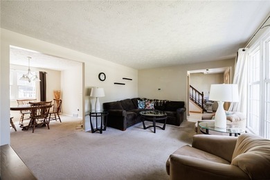 Welcome to this beautifully maintained 3-bedroom, 1.5-bath - photo 5